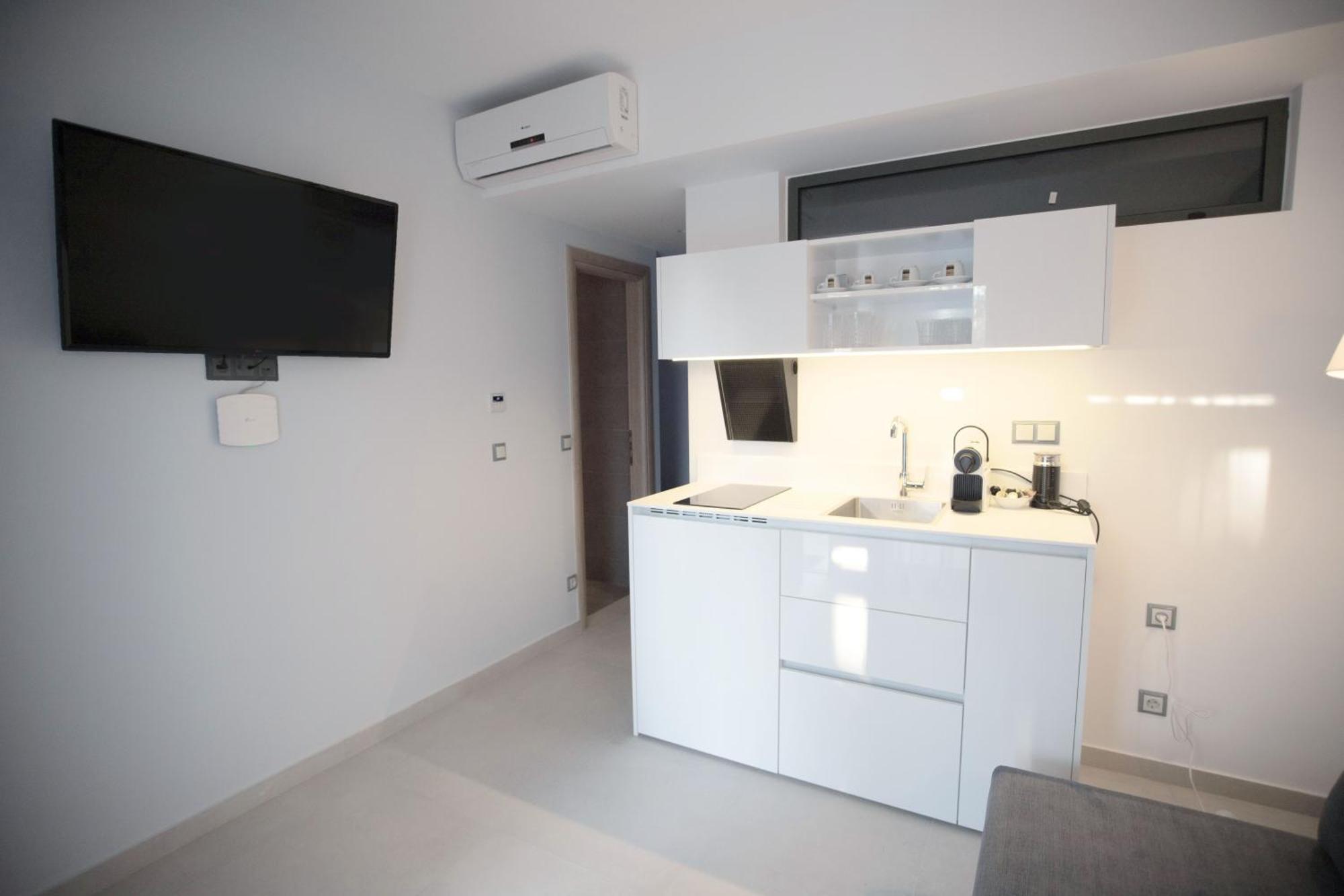 8 Boutique Suites Nea Poteidaia Zimmer foto
